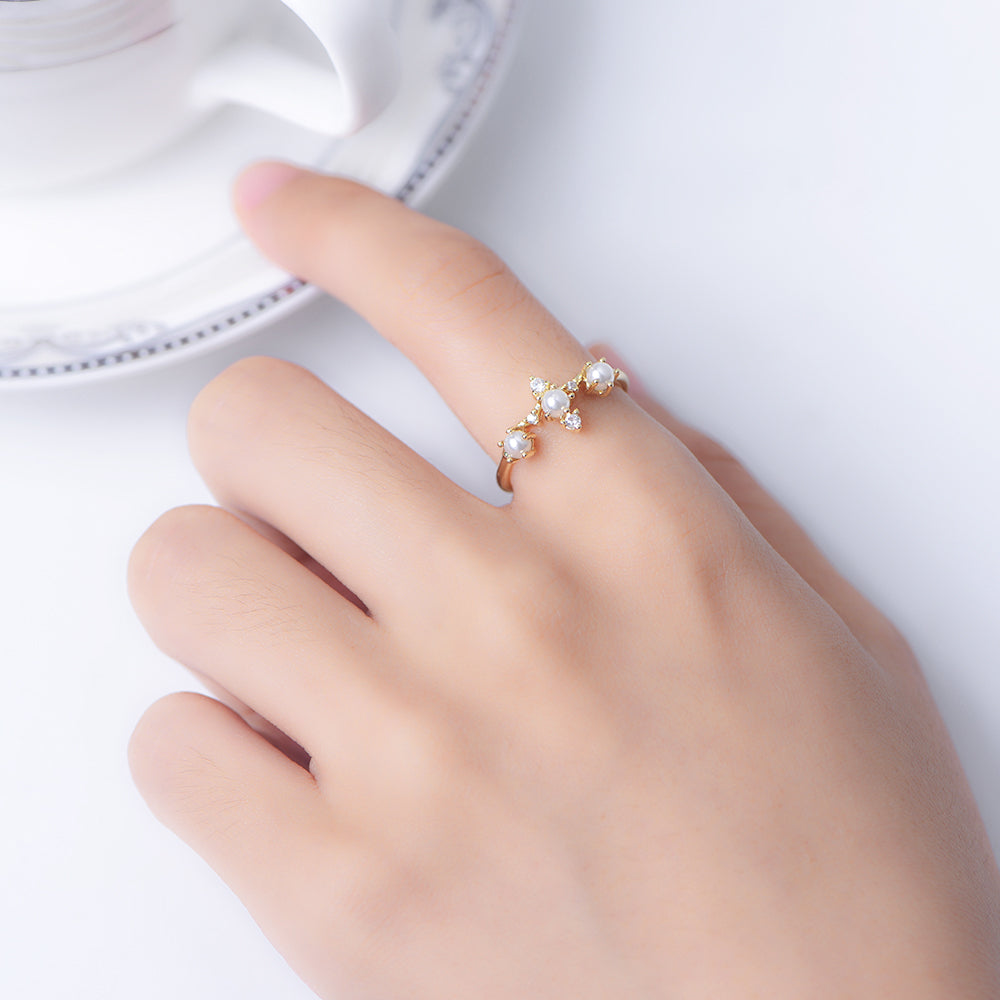 Elegant Prong Setting Pearl Ring