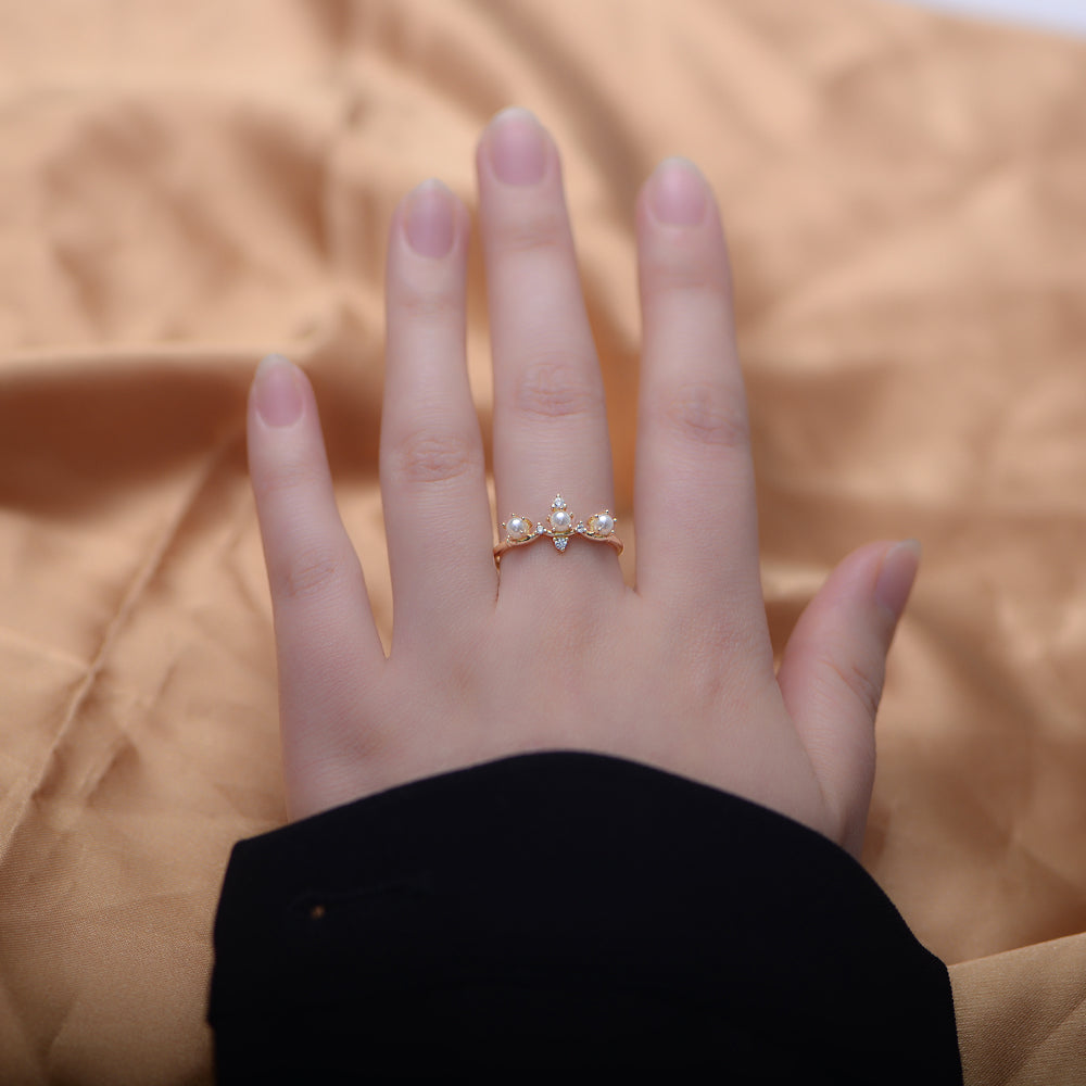 Elegant Prong Setting Pearl Ring