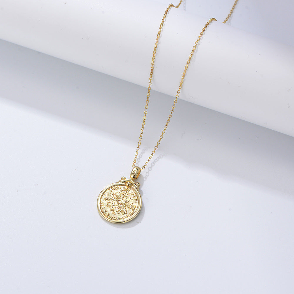 Gold Plating Exquisite Woman Portrait Queen Coin Necklace