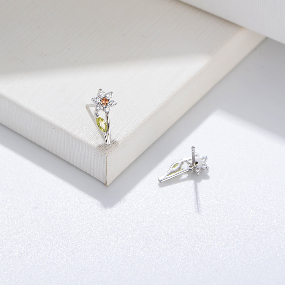 Fashion High Quality  Flower Stud Earrings