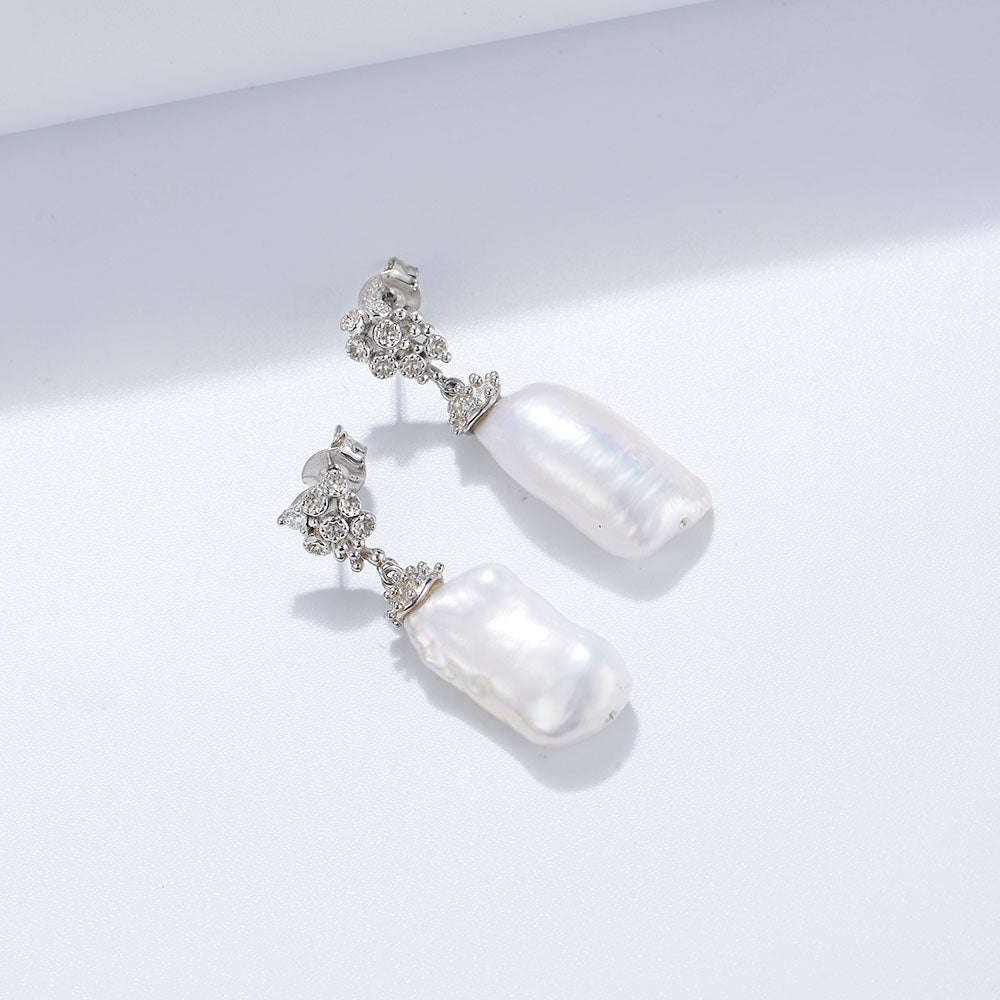 Luxury Irregular Flower Jewelry Baroque Pearl Stud Earrings