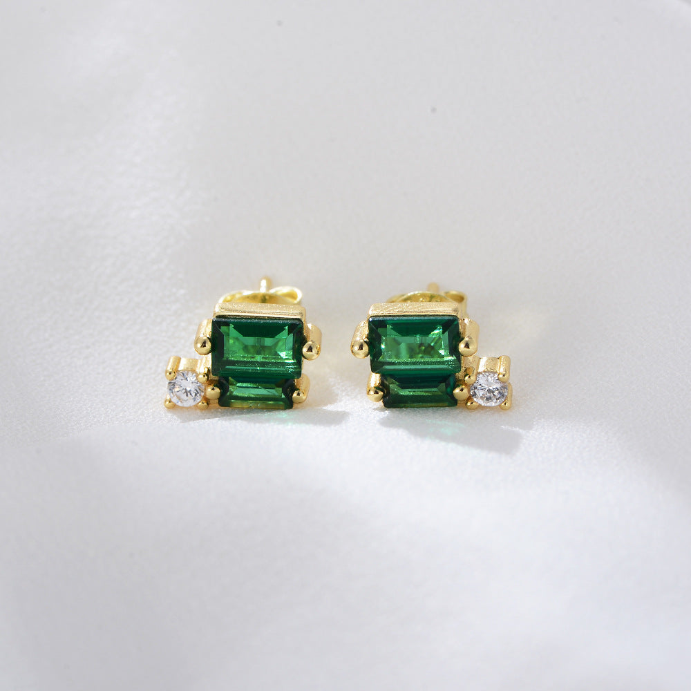 Luxury Unique 925 Sterling Silver Classic Emerald Zirconia Stud Earrings