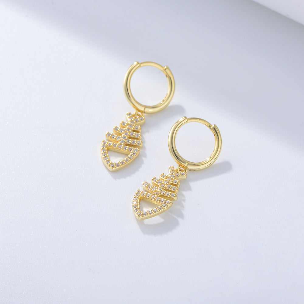Fashion Gold Plated Cubic Zirconia Fishbone Charm Huggie Earring