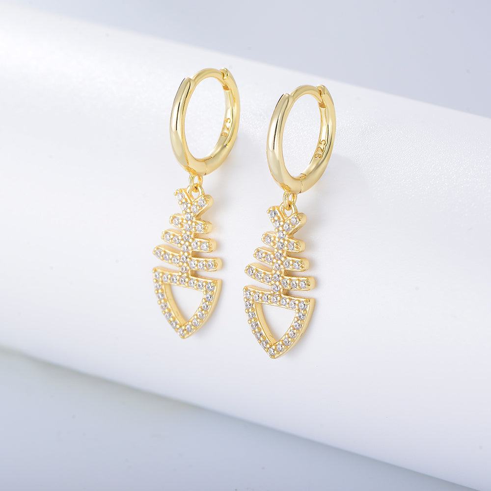 Fashion Gold Plated Cubic Zirconia Fishbone Charm Huggie Earring