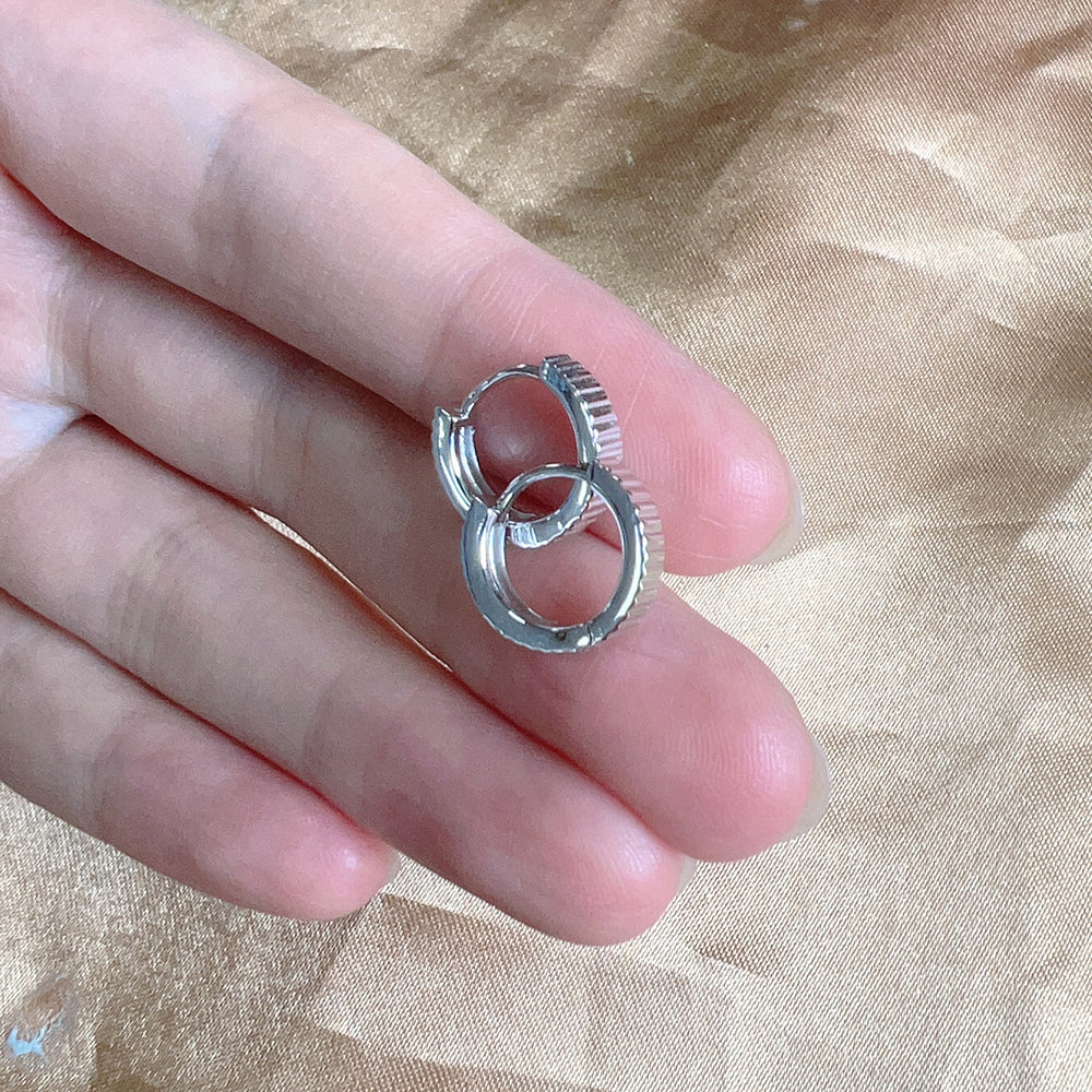 New Ins Minimalist S925 Sterling Silver Statement Glossy Stripe Round Huggie Earrings