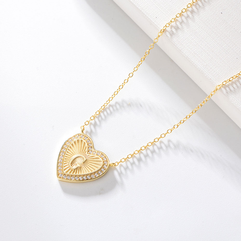 Heart Shape Zircon Pendant Necklace 26 English Letter Necklace