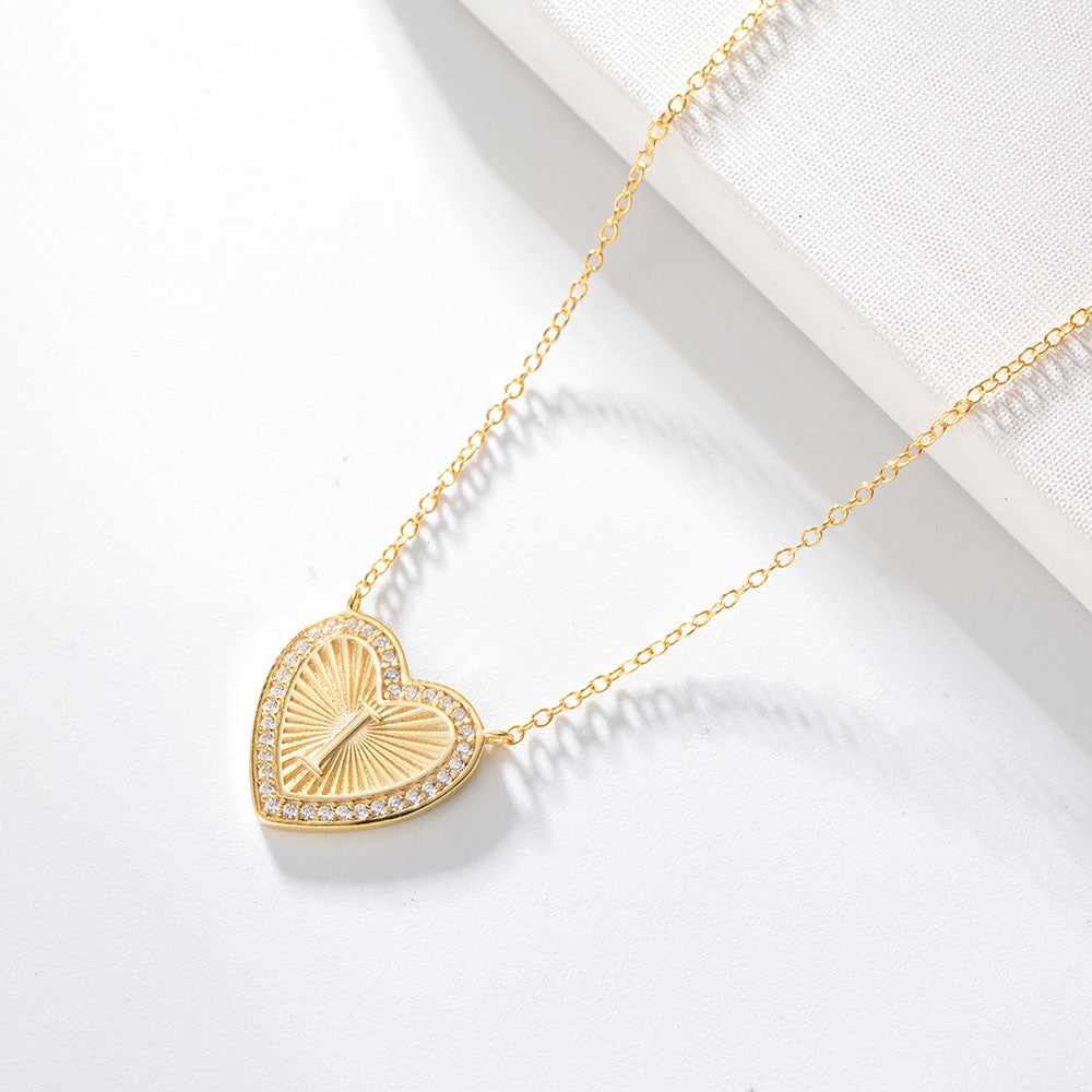 Heart Shape Zircon Pendant Necklace 26 English Letter Necklace