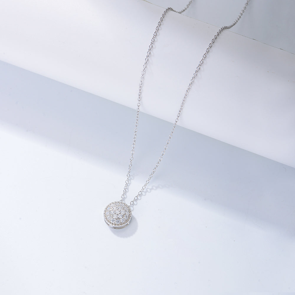 Fashion Jewllery  Pave Zirconia Round Pendant Necklace