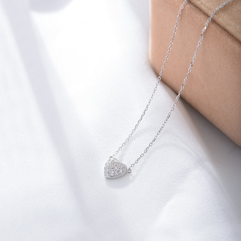 Delicate  Zirconia Diamond Heart Pendant Necklace
