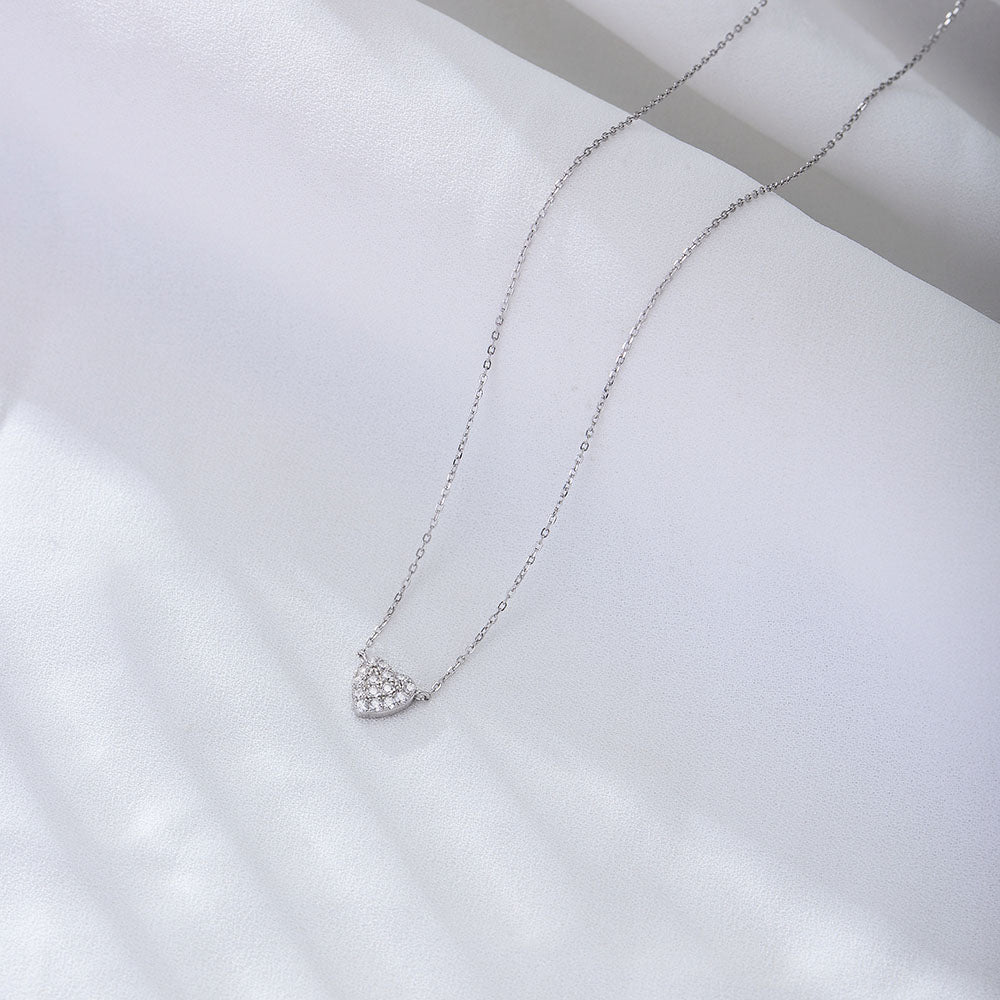 Delicate  Zirconia Diamond Heart Pendant Necklace