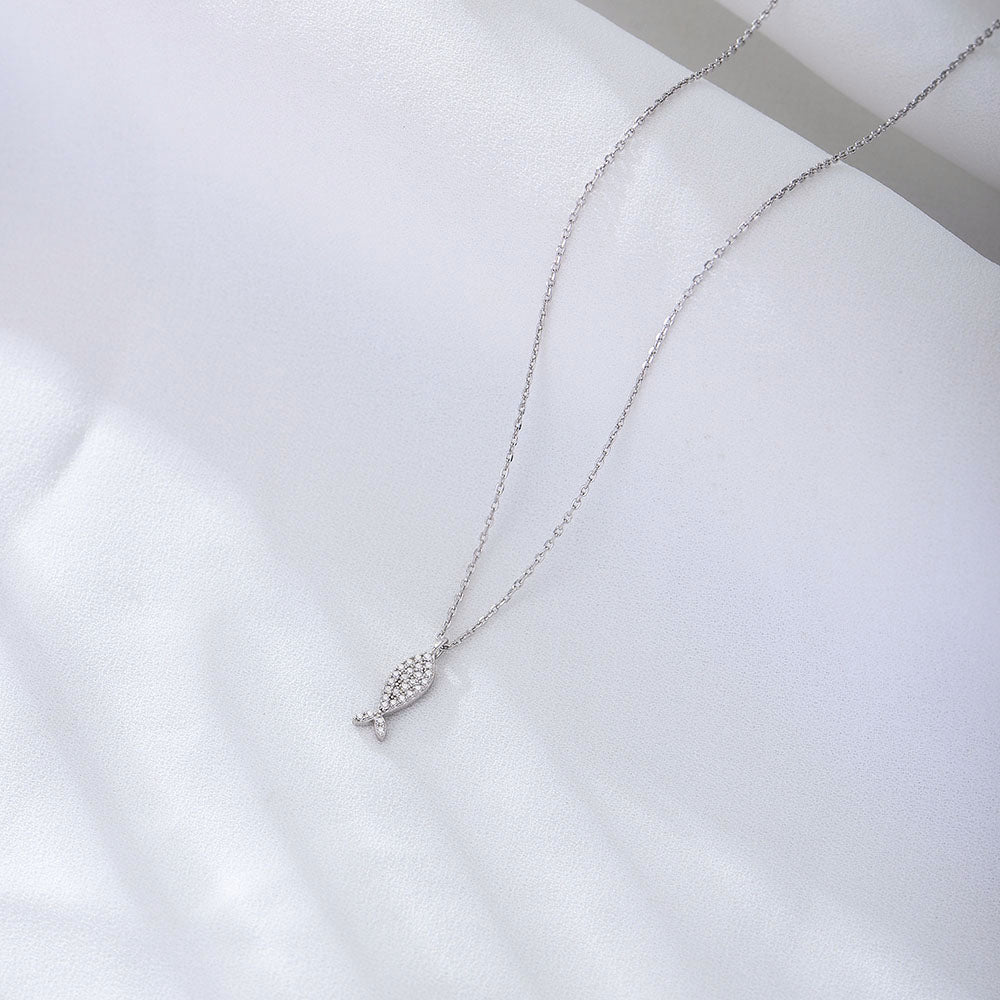 Pave Shiny Zircon Sea Fish Clavicle Pendant Necklace