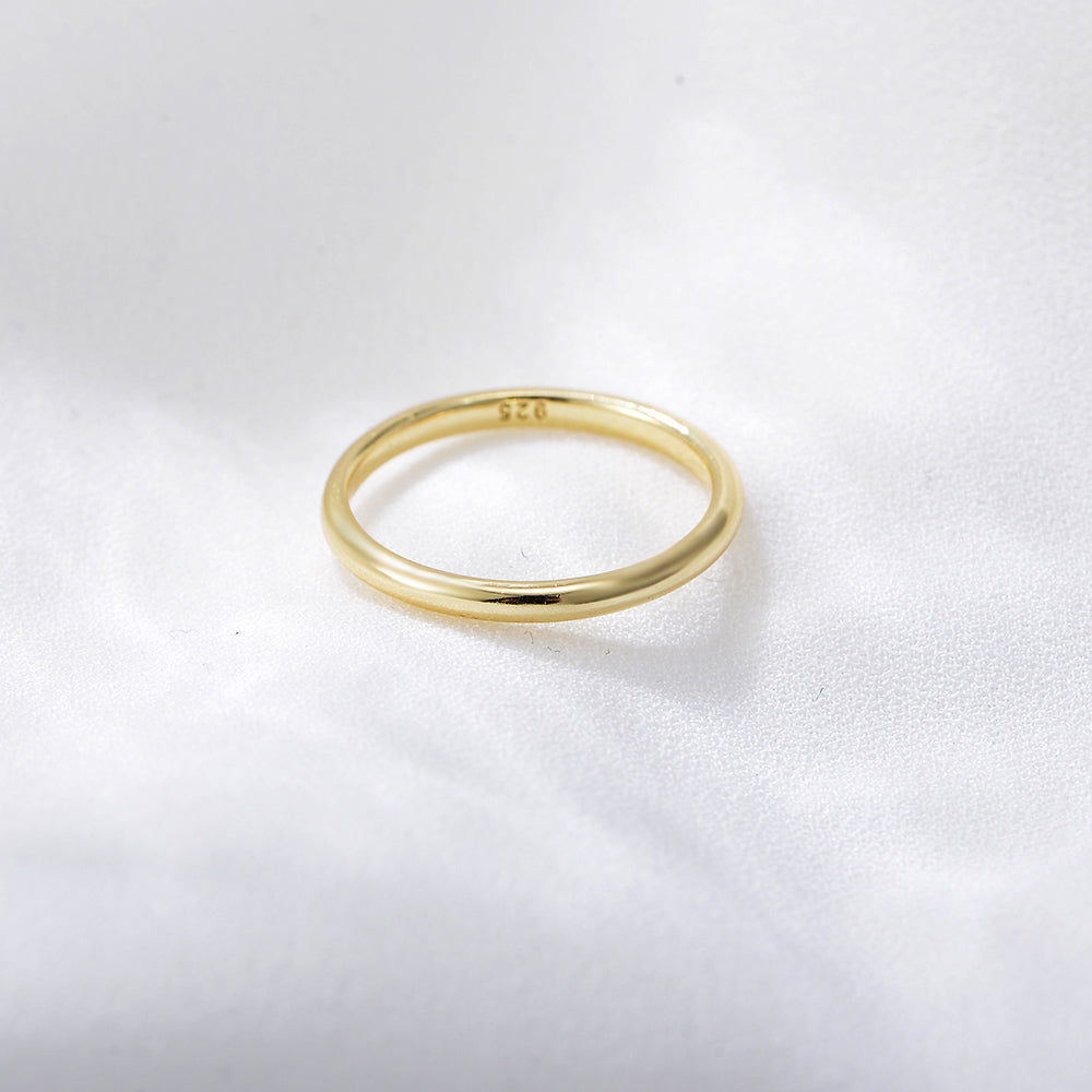 High Polished Hypoallergenic Smooth Band Ring