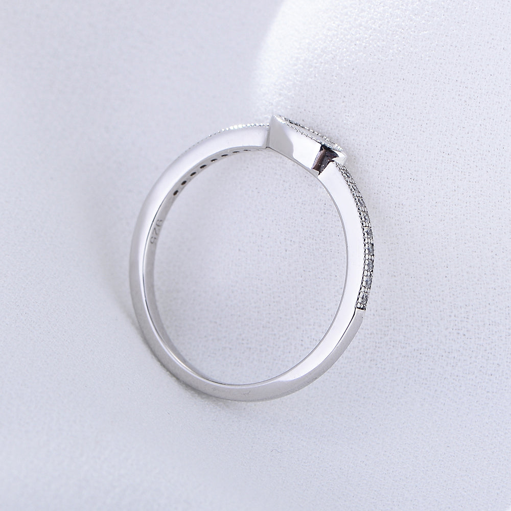 Fashion Dainty Marquise Cut Cubic Zirconia Ring