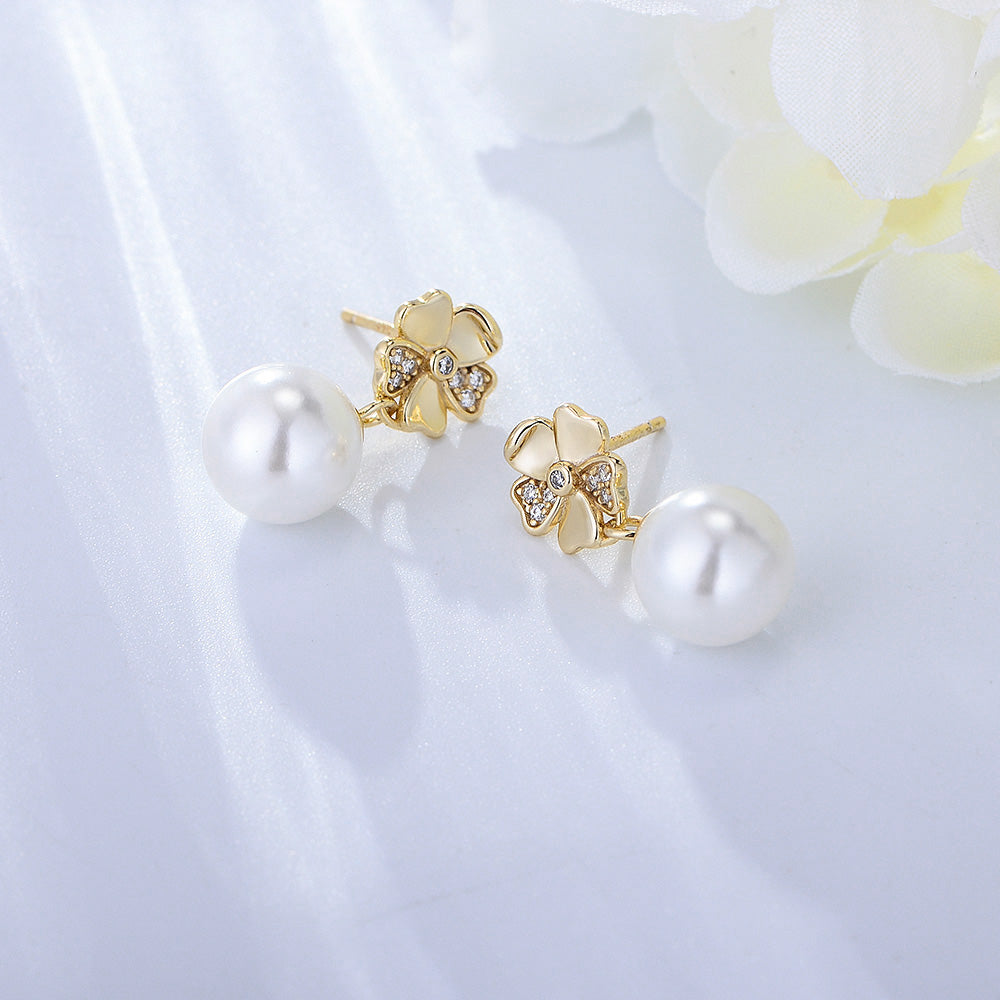 High Quality  White Cubic Zirconia Flower Pearl Stud Earring