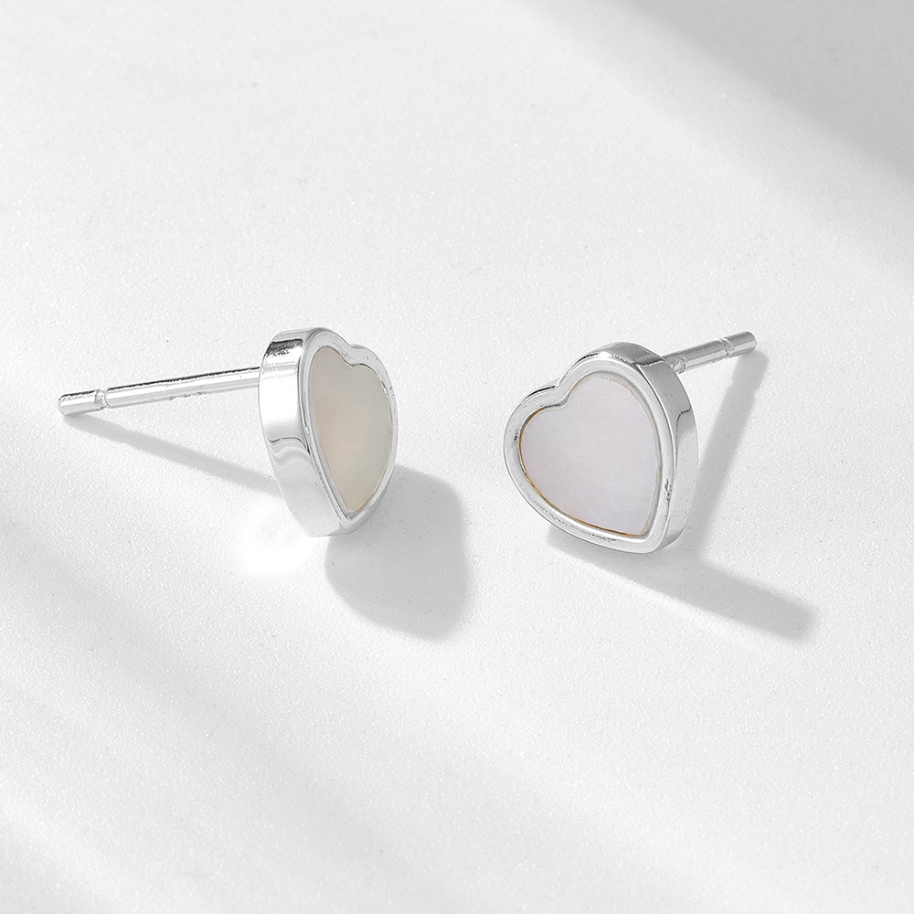Classic Fashion Heart Pearl Shell Charm Stud Earrings