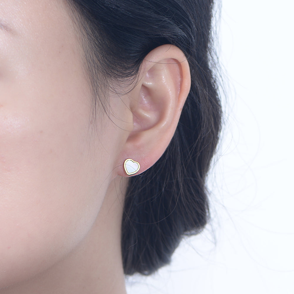 Classic Fashion Heart Pearl Shell Charm Stud Earrings
