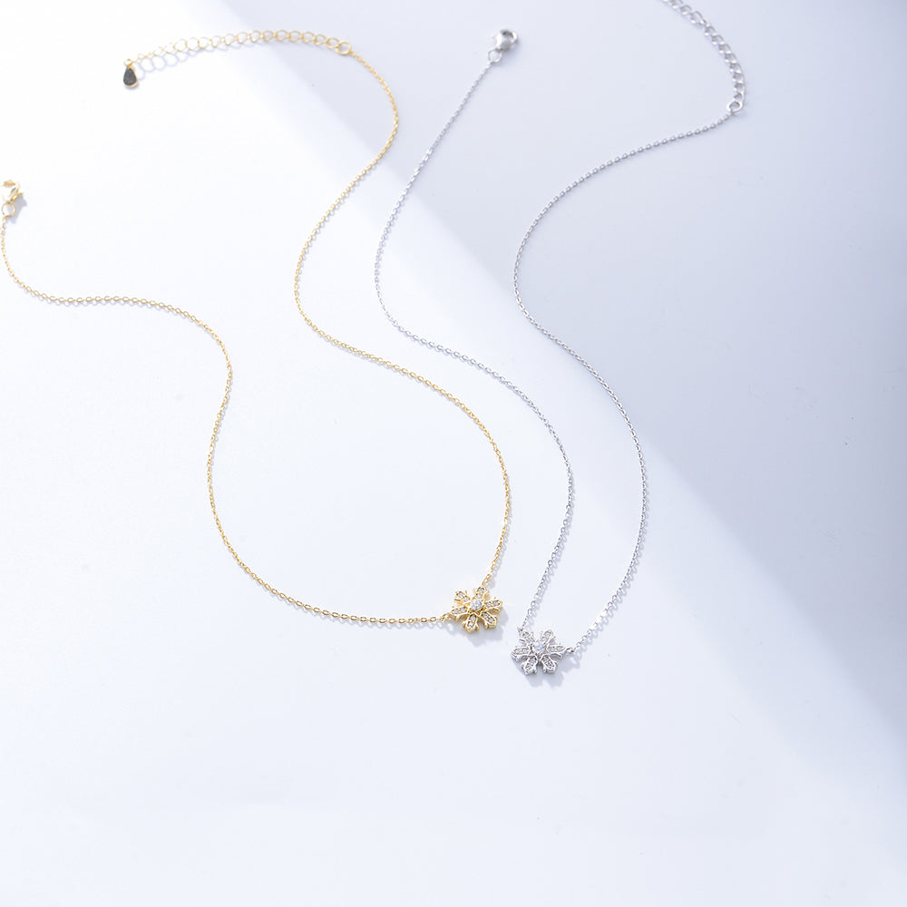 Fashion  Zirconia Gold Plated Snowflake Necklace