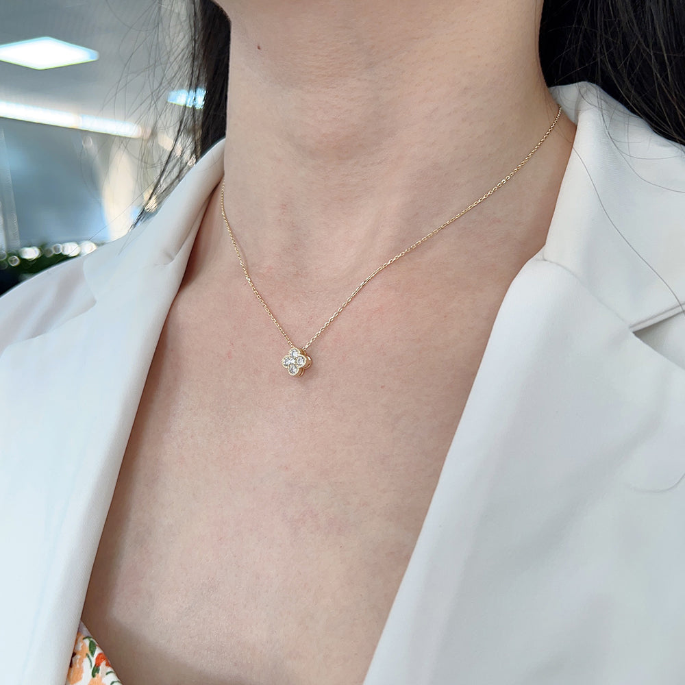 Classic Zircon Delicate  Four Leaf Clover Necklaces