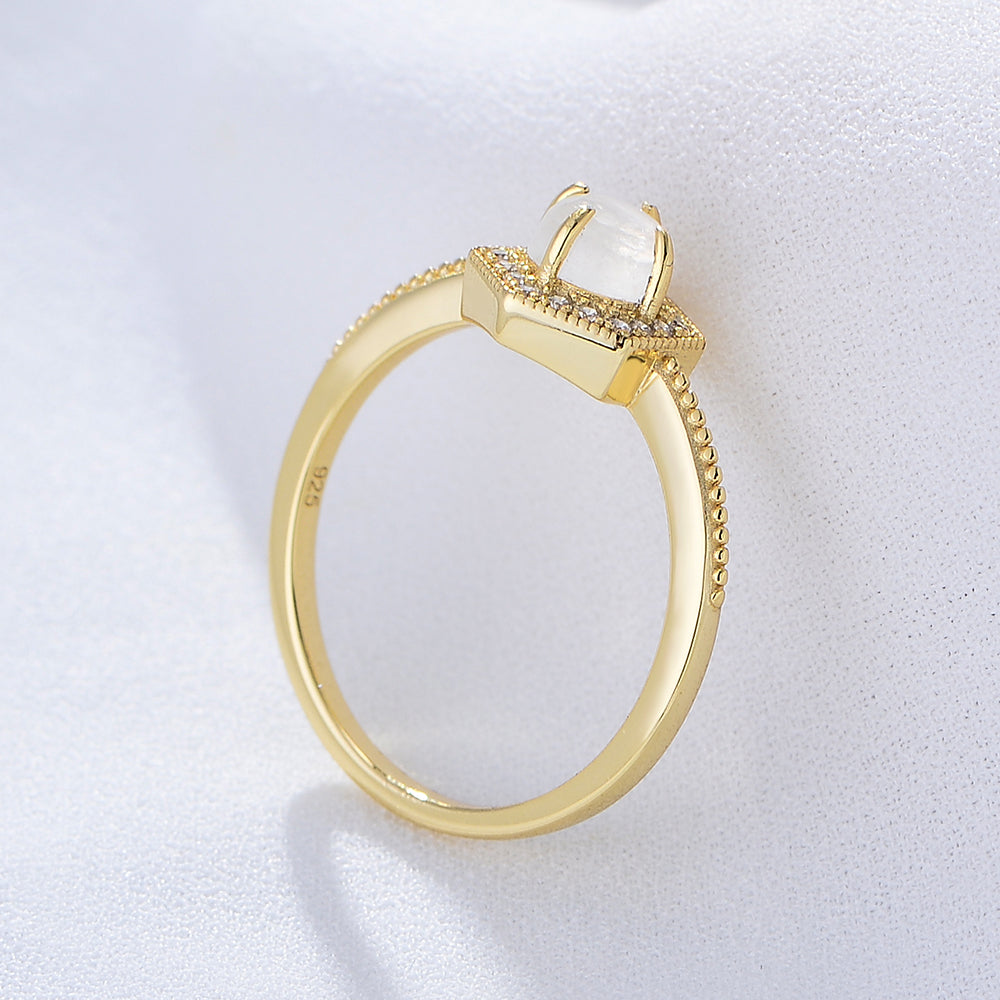 Luxury  Zircon Moonstone Ring