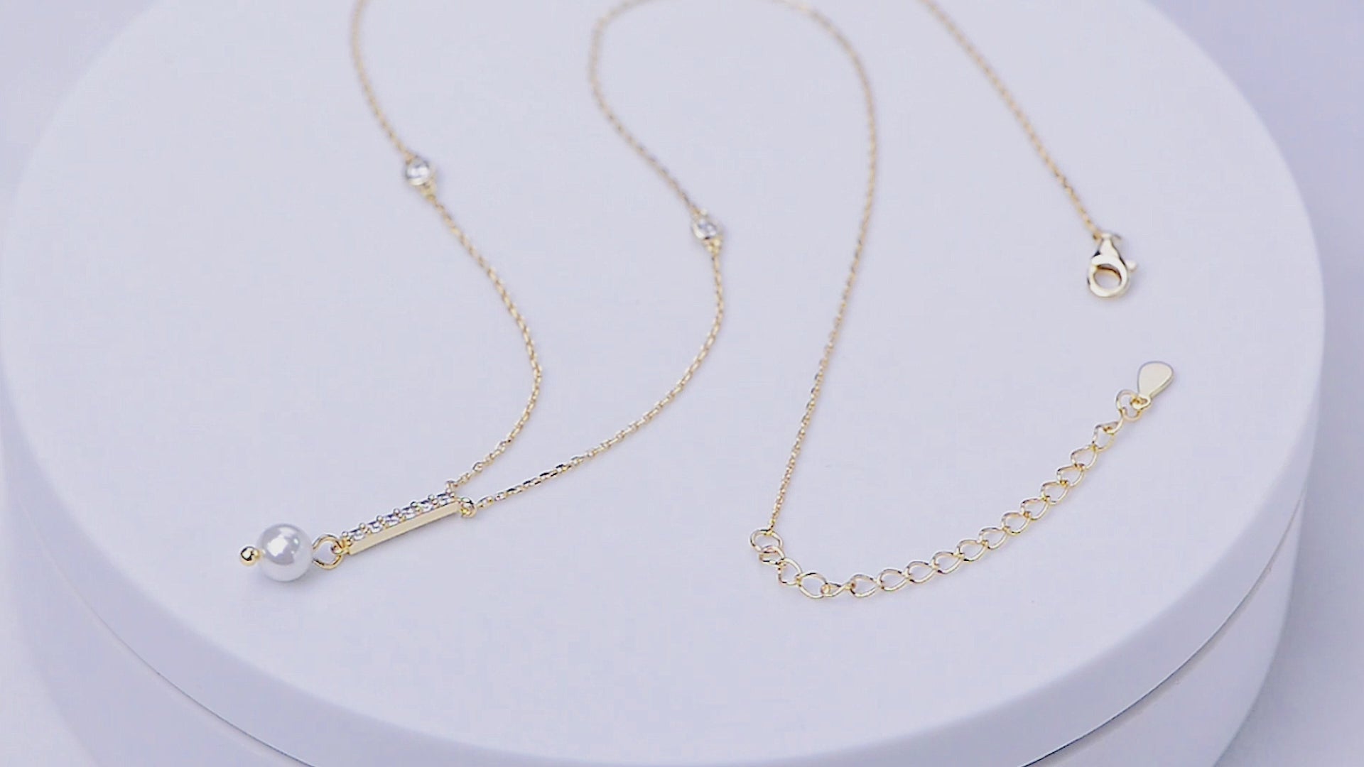 Bezel Setting Round White Zircon Bar Mother Of Pearl Necklace