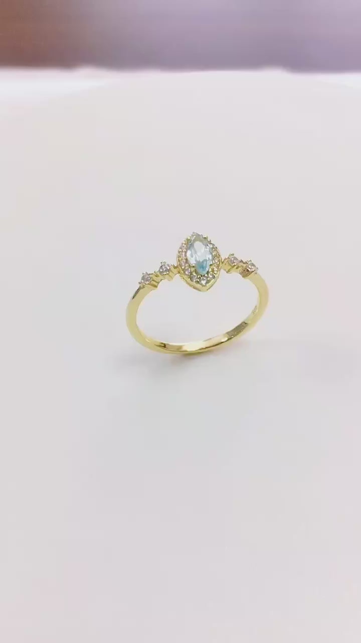 Natural Gemstone Ring Delicate Sky Blue Topaz Geometric  Ring Jewelry