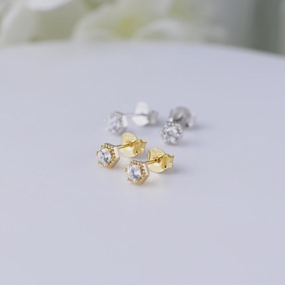 Fashion  Round Zircon Geometric Stud Earrings