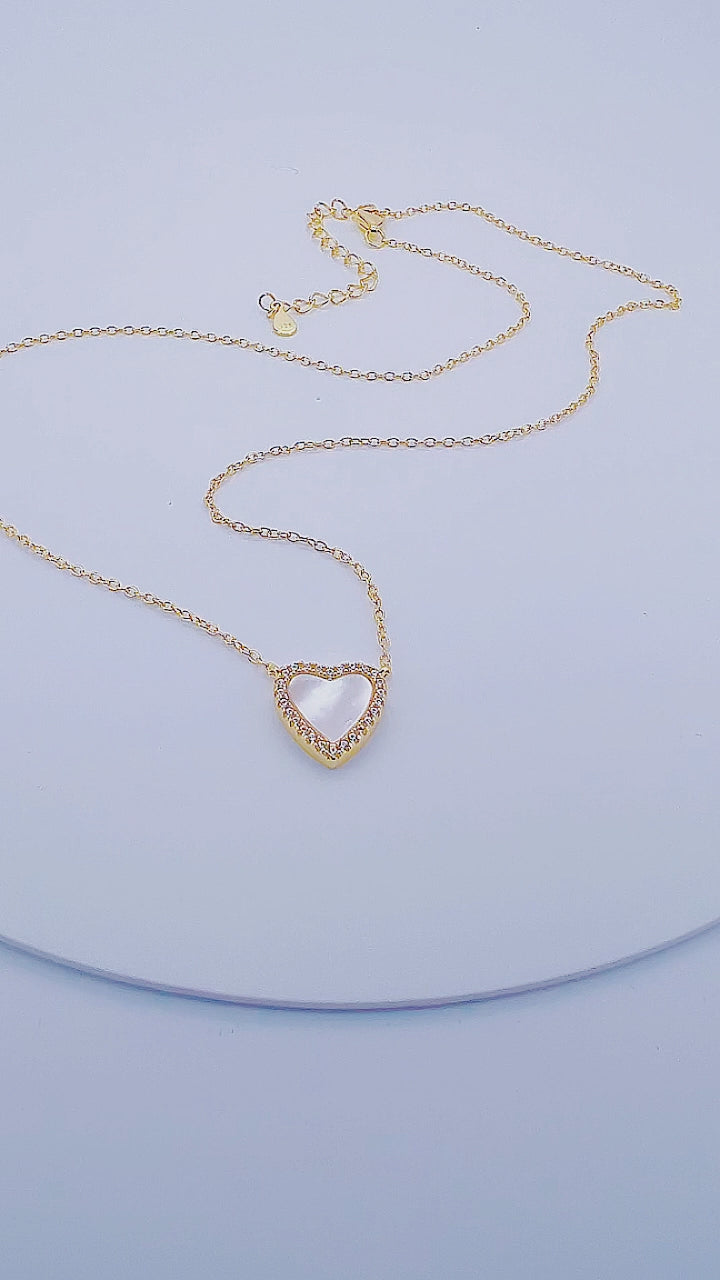 Jewelry CZ Shell Heart Charm Necklace