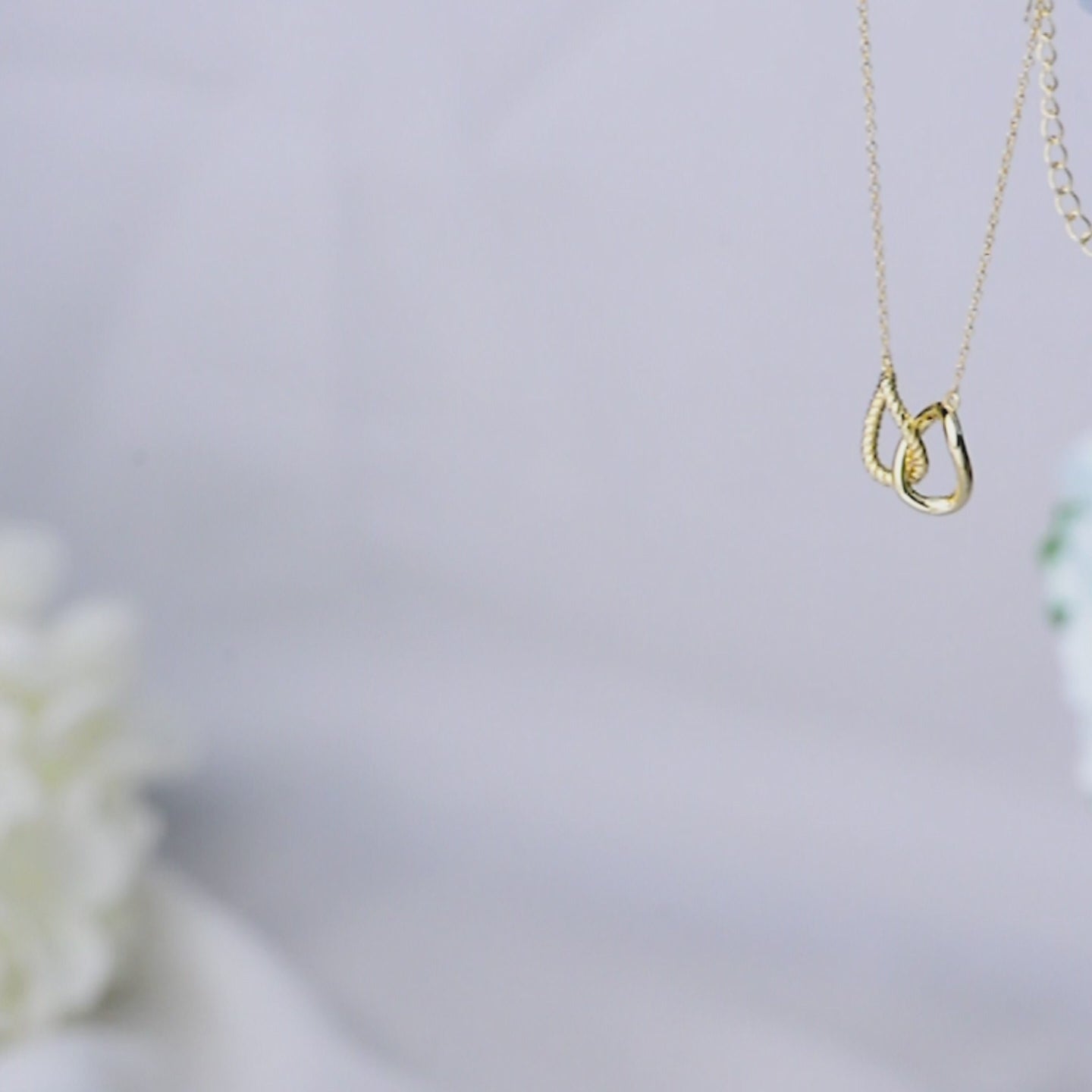 Double oval Love Knot Pendant Necklace