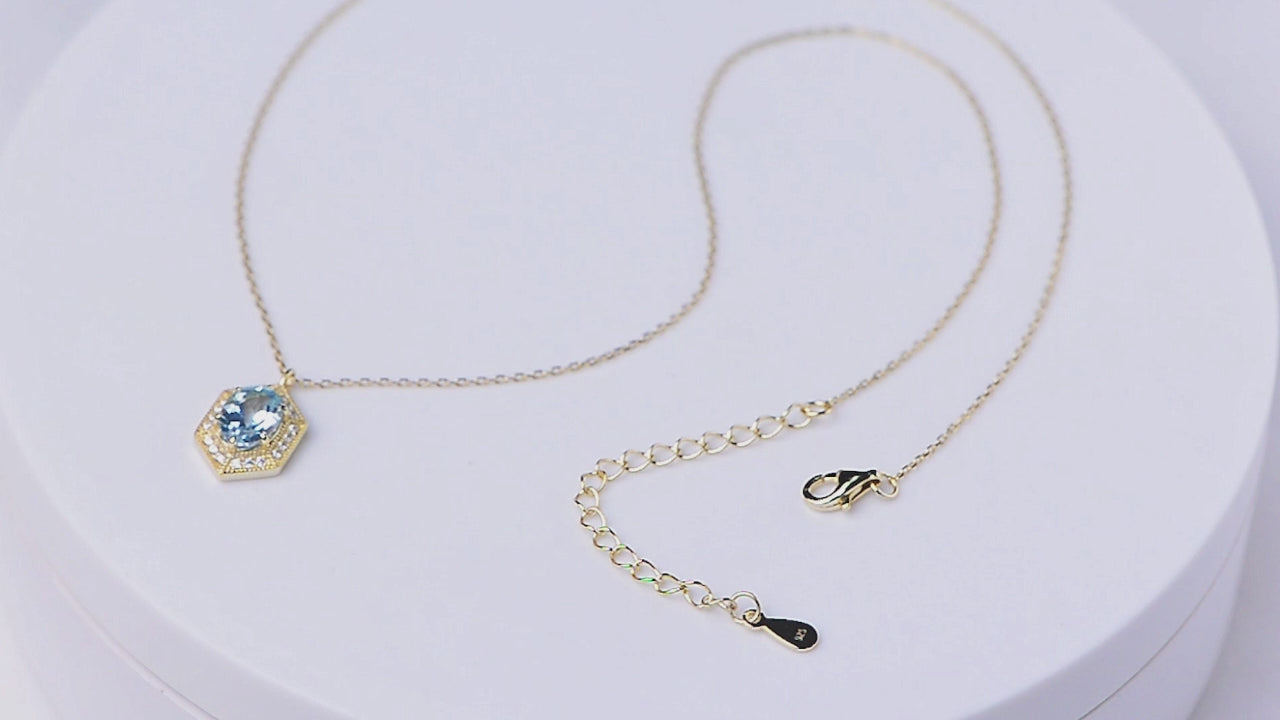 Fashion Natural Blue Topaz Hexagon Pendant Necklace