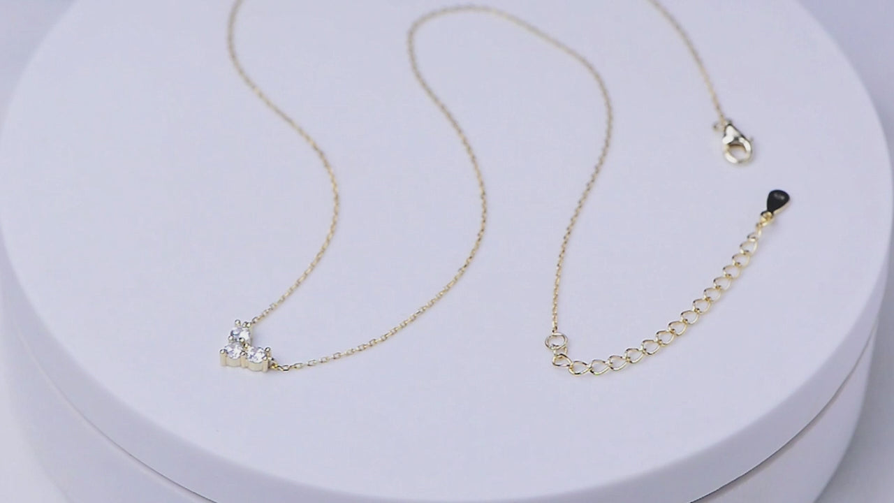 Geometric Cubic Zirconia Letter V Chain Necklace Jewelry