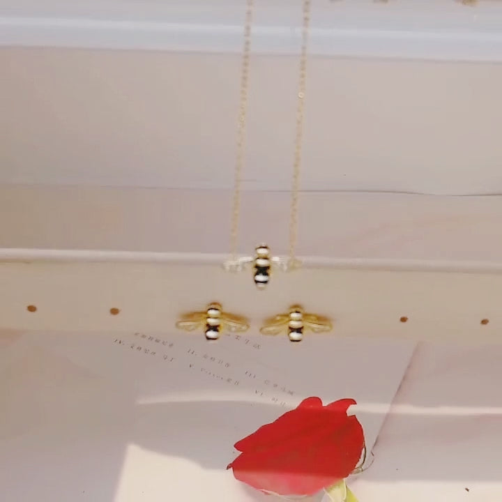 Zirconia Bee Enamel Stud Earrings