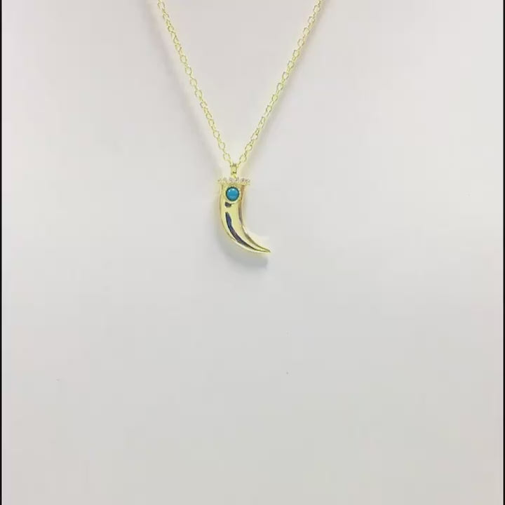 Vintage Turquoise Wolf Teeth Spike Lucky Pendant Necklace